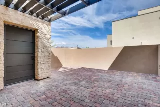 Photo #3: 2139023 Listing