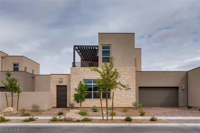 MLS: 2139046 Condo For Sale