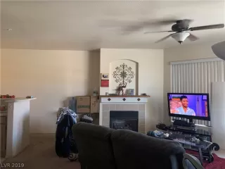 Photo #5: 2139047 Listing