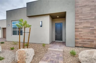 Photo #3: 2139056 Listing 