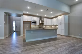 Photo #6: 2139073 Listing 