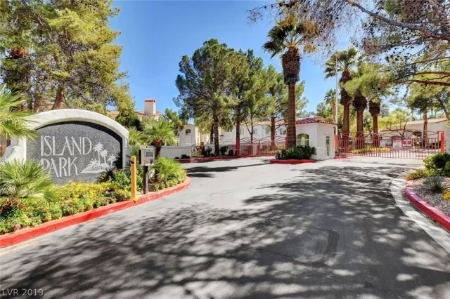 MLS: 2139078 Condo For Sale