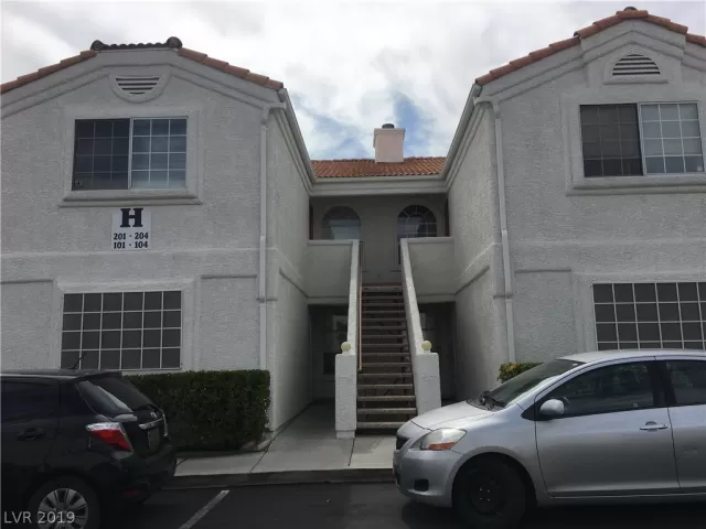 MLS: 2139190 Condo For Sale