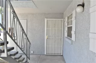 Photo #3: 2139215 Listing