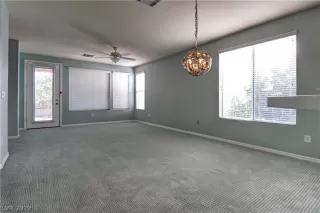 Photo #4: 2139257 Listing