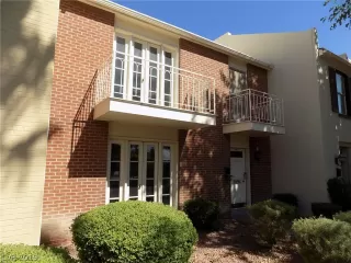 Photo #2: 2139306 Listing