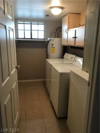 Photo #4: 2139324 Listing