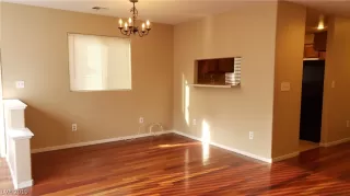 Photo #2: 2139350 Listing 