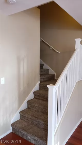 Photo #3: 2139350 Listing 