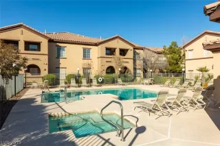 Photo #1: 2139377 Listing 