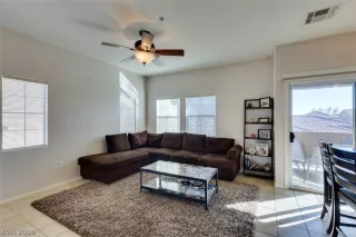 Photo #5: 2139377 Listing 