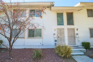Photo #1: 2139381 Listing 