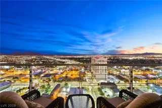 Photo #1: 2139441 Listing