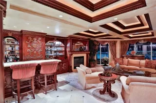 Photo #5: 2139456 Listing