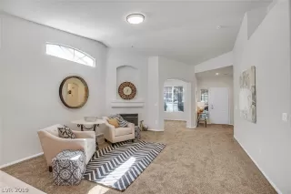 Photo #3: 2139460 Listing