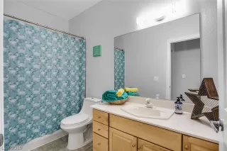 Photo #6: 2139460 Listing