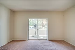 Photo #2: 2139488 Listing