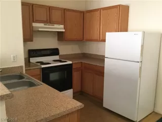 Photo #6: 2139533 Listing