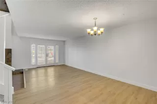 Photo #1: 2139550 Listing 