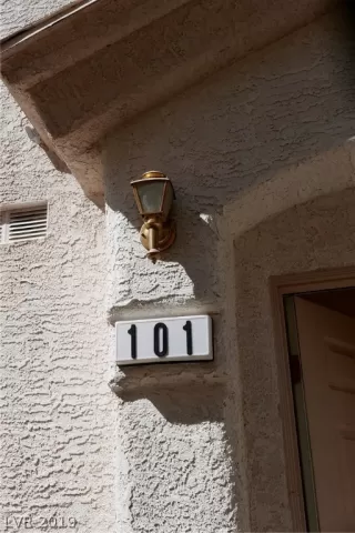 Photo #1: 2139552 Listing