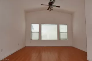 Photo #2: 2139552 Listing