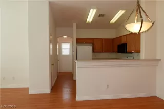 Photo #3: 2139552 Listing