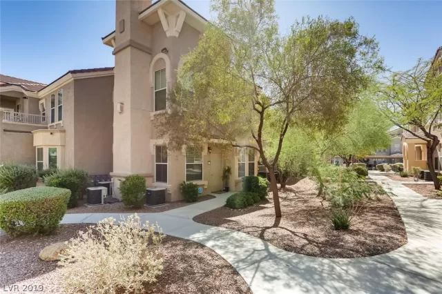 MLS: 2139615 Condo For Sale