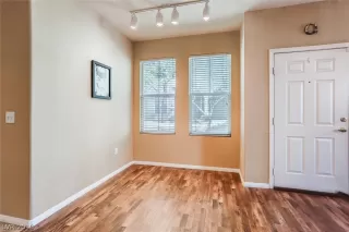 Photo #6: 2139615 Listing 