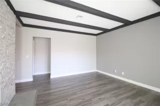 Photo #3: 2139620 Listing