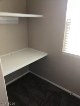 Photo #4: 2139659 Listing