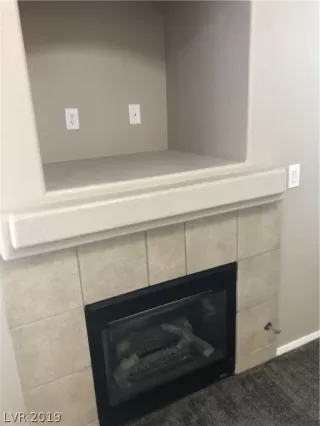 Photo #5: 2139659 Listing