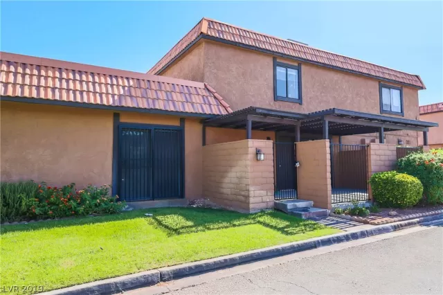 MLS: 2139668 Condo For Sale