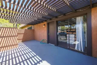 Photo #4: 2139668 Listing