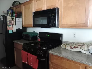 Photo #4: 2139675 Listing 