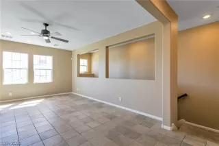 Photo #4: 2139745 Listing