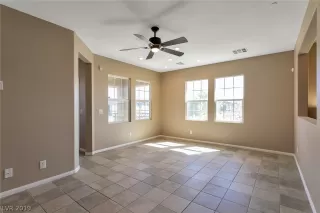 Photo #5: 2139745 Listing