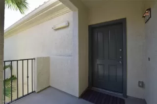 Photo #4: 2139747 Listing 