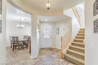 Photo #1: 2139759 Listing 