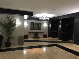 Photo #3: 2139766 Listing 