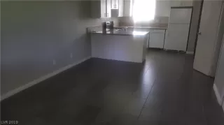 Photo #1: 2139792 Listing 