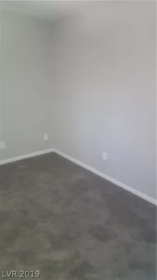 Photo #6: 2139792 Listing 