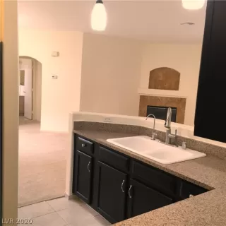 Photo #4: 2139884 Listing 