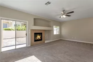 Photo #4: 2139890 Listing 