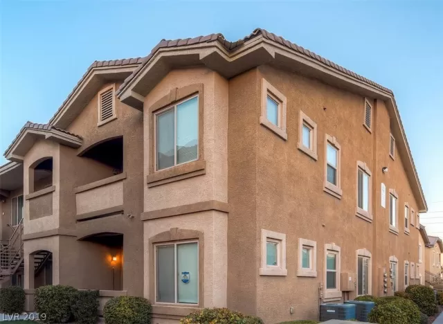 MLS: 2139937 Condo For Sale