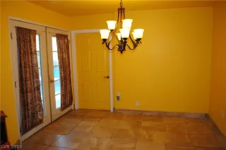 Photo #4: 2139981 Listing