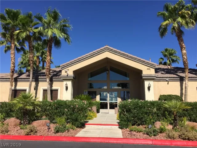 MLS: 2139989 Condo For Sale