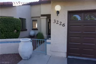 Photo #2: 2140045 Listing 