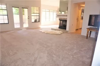 Photo #3: 2140045 Listing 