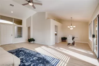 Photo #6: 2140108 Listing 