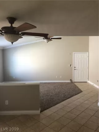 Photo #3: 2140124 Listing 